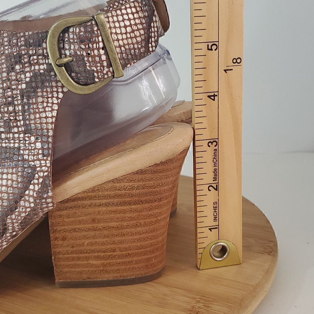 Born Morraine Snakeskin Peep Toe Sandal with Leather Stacked Heel Women's Size 9 - Picture 8 of 11